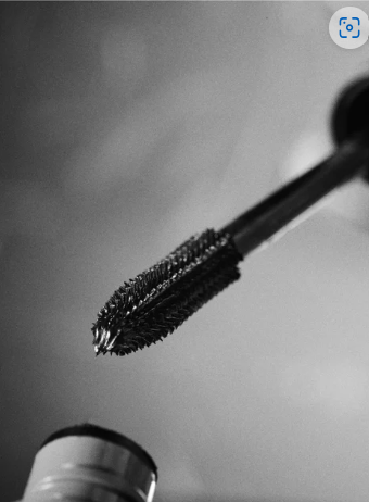 Peptide infused Lengthening & Volumising Mascara
